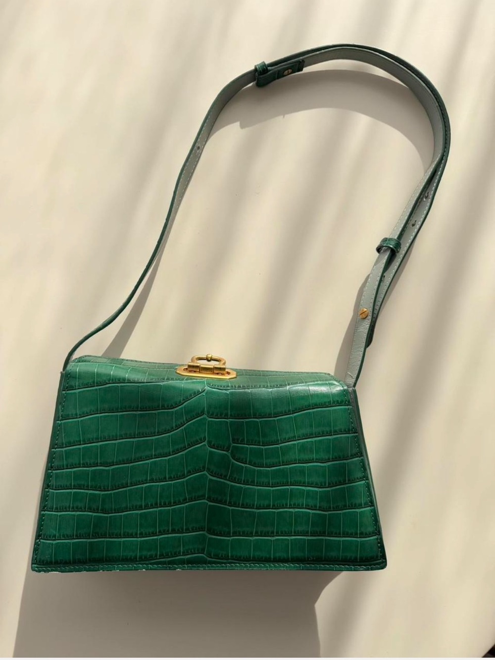 Authentic! Songmont! Green Croc-Embossed Leather Shoulder Bag